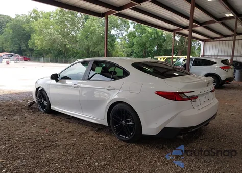 2025 Toyota Camry Se z USA, uszkodzony, nr VIN 4T1DAACK2SU549983